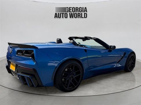 Used 2016 Chevrolet Corvette Stingray Convertible w/ Carbon Flash Badge Package RWD image 18
