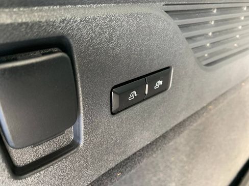 Used 2024 Lincoln Nautilus Premier w/ Equipment Group 102A AWD/4WD image 6