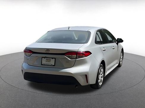 Used 2025 Toyota Corolla LE image 14