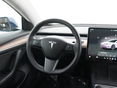 Used 2023 Tesla Model 3 Standard Range RWD image 14