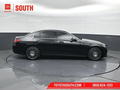 Used 2022 Mercedes-Benz C 300 4MATIC Sedan image 3