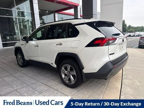 Used 2020 Toyota RAV4 Limited AWD/4WD image 17