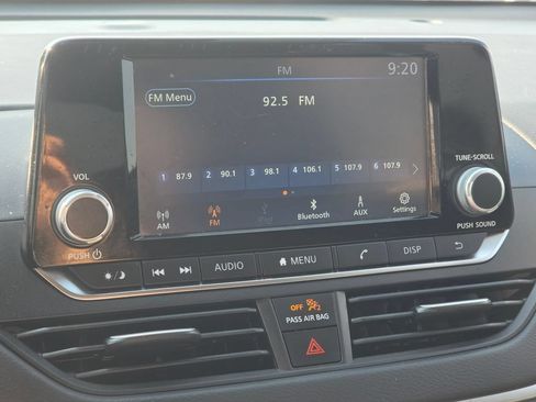 Used 2022 Nissan Altima 2.5 S w/ Driver Assist Package FWD image 12