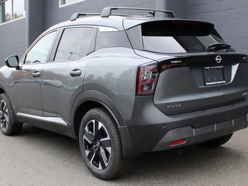 New 2026 Nissan Kicks SV w/ Cold Weather Package image 3