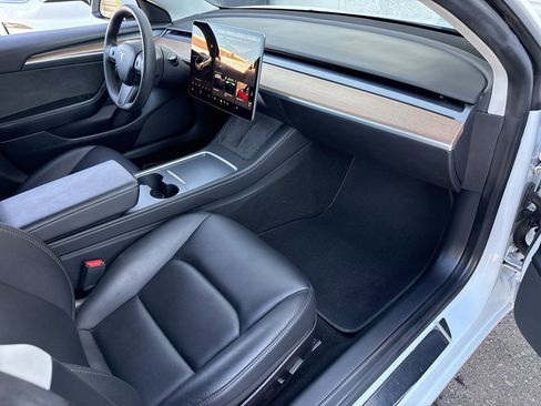 Used 2022 Tesla Model 3 Long Range image 22