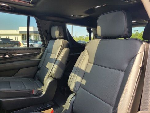 Used 2023 GMC Yukon Denali w/ Advanced Technology Package RWD image 27