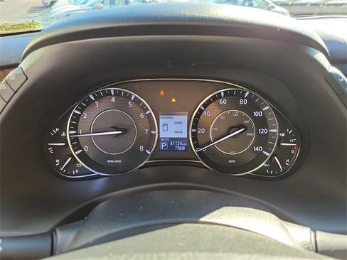 Used 2020 Nissan Armada Platinum image 18