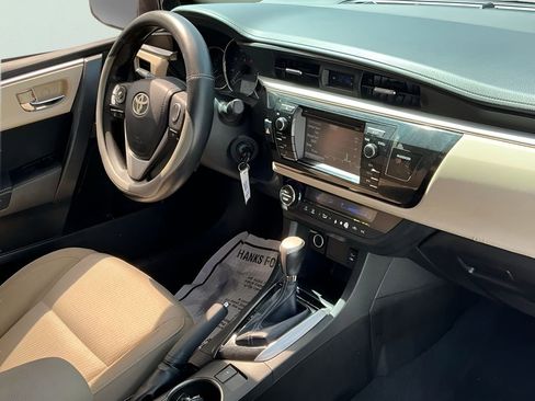 Used 2014 Toyota Corolla LE image 15