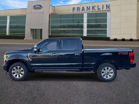 Used 2022 Ford F350 Platinum w/ FX4 Off-Road Package AWD/4WD image 4