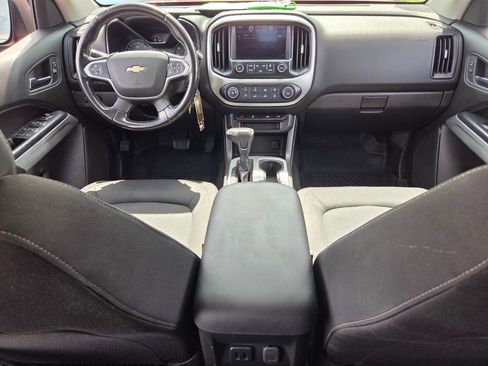 Used 2016 Chevrolet Colorado LT w/ LT Convenience Package RWD image 13
