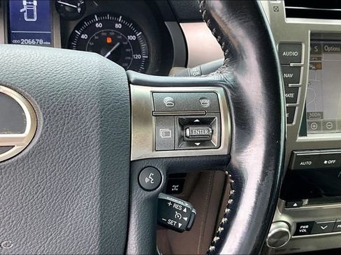 Used 2016 Lexus GX 460 w/ Premium Package AWD/4WD image 11