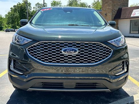 Certified 2024 Ford Edge SEL w/ Convenience Package AWD/4WD image 2