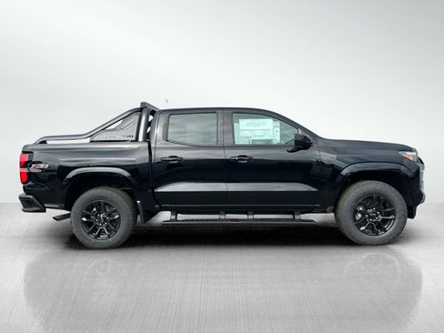 New 2025 Chevrolet Colorado Z71 w/ Midnight Edition image 3