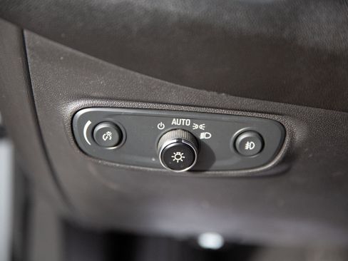 Certified 2021 Chevrolet Equinox LT image 19