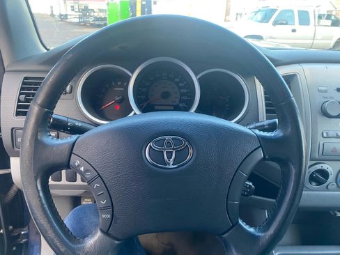 Used 2006 Toyota Tacoma 4x4 Access Cab V6 image 11