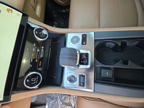 Certified 2023 Jaguar F-PACE S AWD/4WD image 25