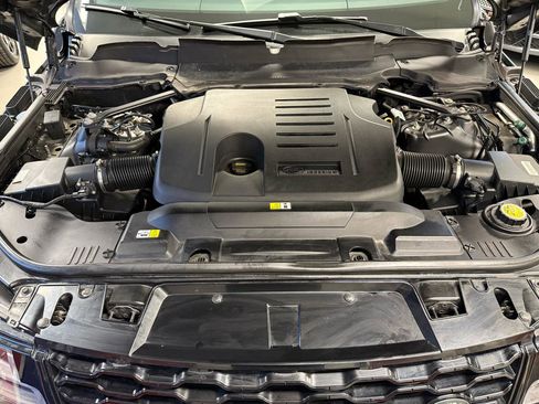 Used 2020 Land Rover Range Rover Sport HST image 23
