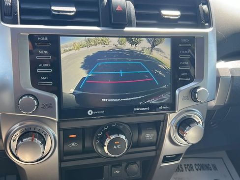Used 2020 Toyota 4Runner SR5 Premium w/ Moonroof Package AWD/4WD image 19