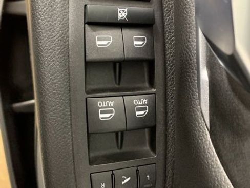 Used 2022 RAM 1500 Big Horn AWD/4WD image 14