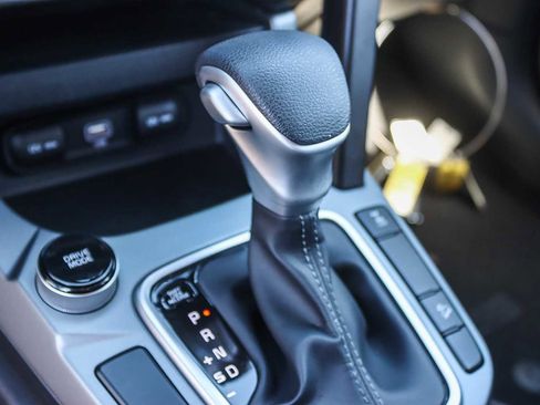 Used 2023 Kia Seltos LX image 15