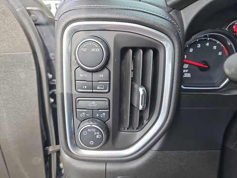 Used 2021 Chevrolet Silverado 1500 LT AWD/4WD image 30