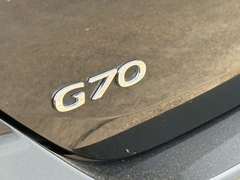 Used 2022 Genesis G70 2.0T w/ Prestige Package RWD image 7