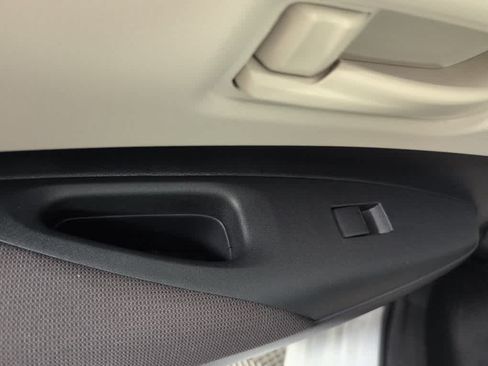 Used 2026 Toyota Corolla LE FWD image 22