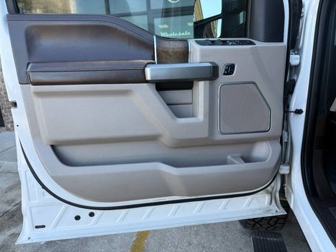 Used 2018 Ford F350 Limited w/ FX4 4x4 Off Road Package image 36
