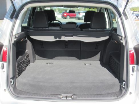 Used 2017 Ford C-MAX SE image 30