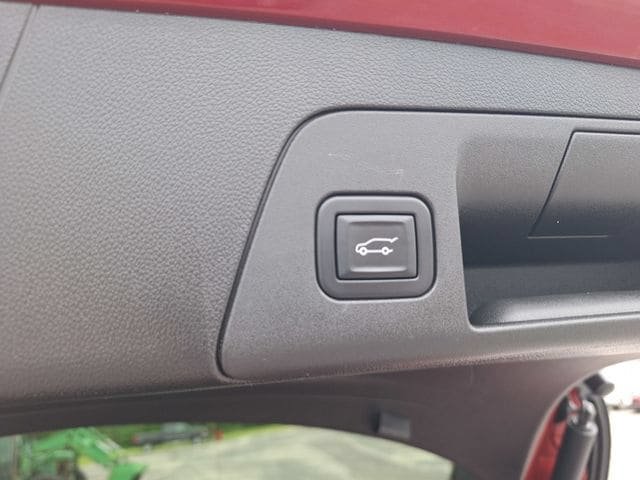 Used 2023 Buick Envision Preferred AWD/4WD image 46