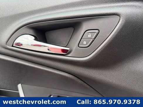 New 2026 Chevrolet Trax LS w/ LS Convenience Package FWD image 26