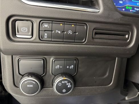 Used 2023 Chevrolet Tahoe LT image 37