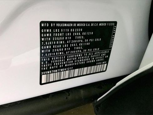 New 2026 Volkswagen Tiguan SE image 15