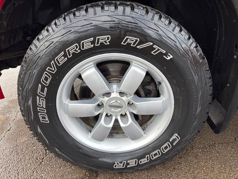 Used 2010 Nissan Titan PRO-4X w/ Pro-4x Leather Pkg image 12