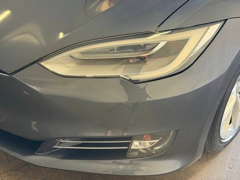 Used 2017 Tesla Model S 75D AWD/4WD image 34