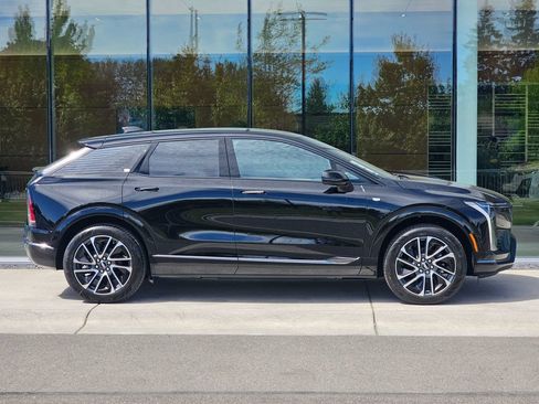 New 2026 Cadillac Optiq Sport 2 AWD/4WD image 6