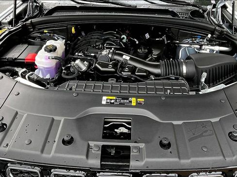 New 2025 Jeep Grand Cherokee Overland w/ Trailer Tow Package image 10