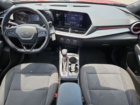 Used 2024 Chevrolet Trax RS w/ Driver Confidence Package FWD image 24