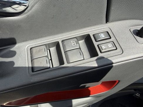 Used 2025 Nissan Frontier Pro-X w/ Pro Convenience Package RWD image 12