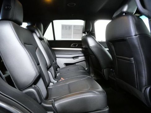 Certified 2018 Ford Explorer XLT w/ Equipment Group 202A AWD/4WD image 12
