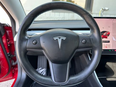 Used 2018 Tesla Model 3 Long Range image 43