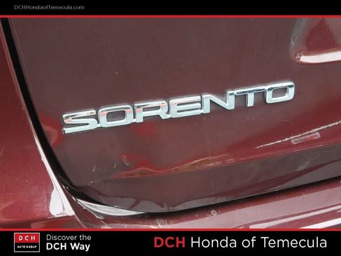 Used 2020 Kia Sorento LX FWD image 7