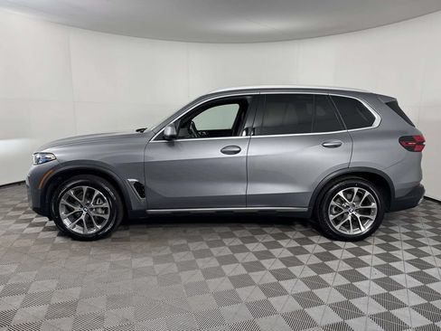 Used 2026 BMW X5 xDrive40i AWD/4WD image 11