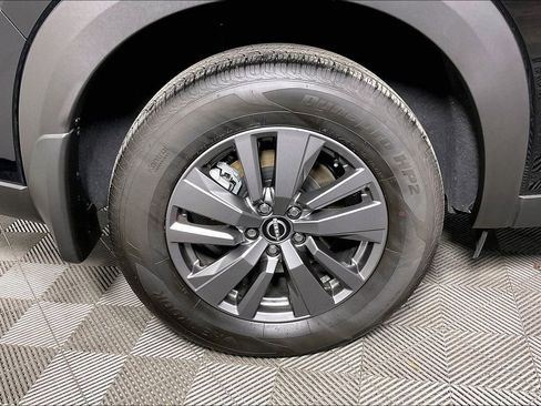 Certified 2025 Nissan Pathfinder S AWD/4WD image 10
