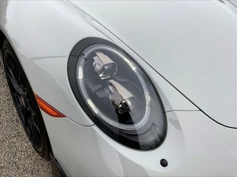 Used 2018 Porsche 911 Turbo AWD/4WD image 30