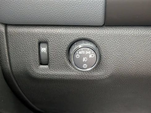 Used 2017 Chevrolet Colorado Z71 RWD image 15