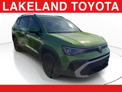 Used 2025 Volkswagen Taos SE w/ Black Wheel Package