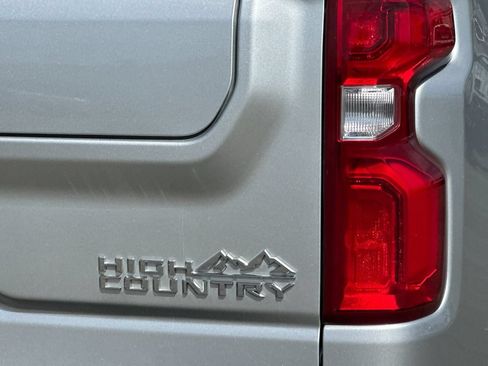 Used 2023 Chevrolet Silverado 2500 High Country AWD/4WD image 25