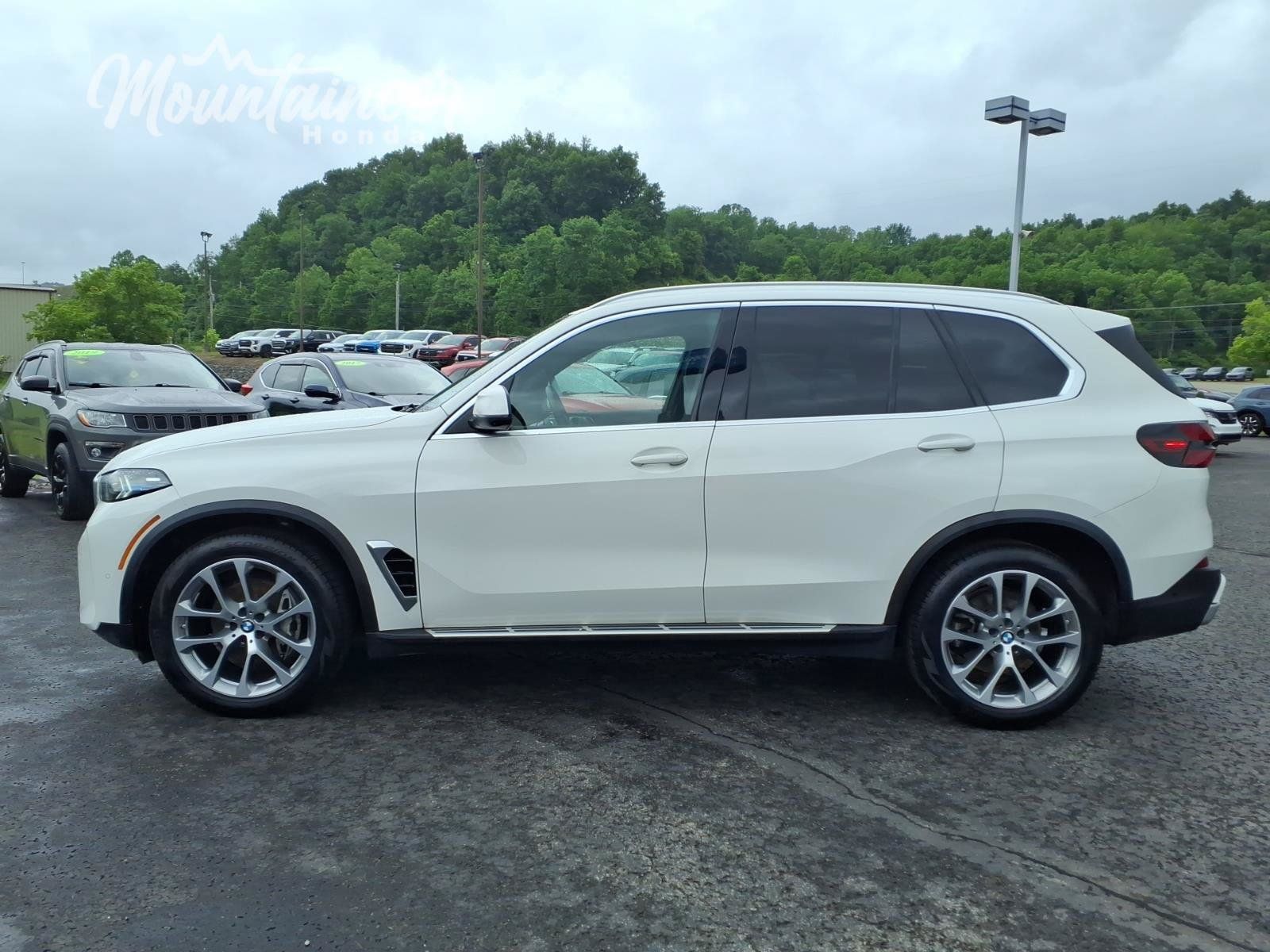 Used 2026 BMW X5 xDrive40i AWD/4WD image 4