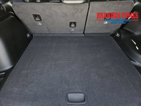 New 2026 Jeep Grand Cherokee Altitude RWD image 7